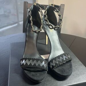 Zvelle - Black Suede Ankle Strap Heels SIZE39